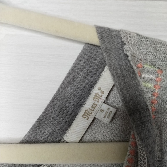 Miss Me Enchanted Embroidery Boho Top Size S - Picture 6 of 8